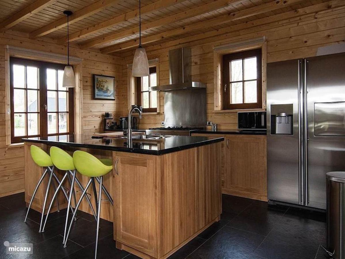 Houten Villa Tine Den Ham ภายนอก รูปภาพ