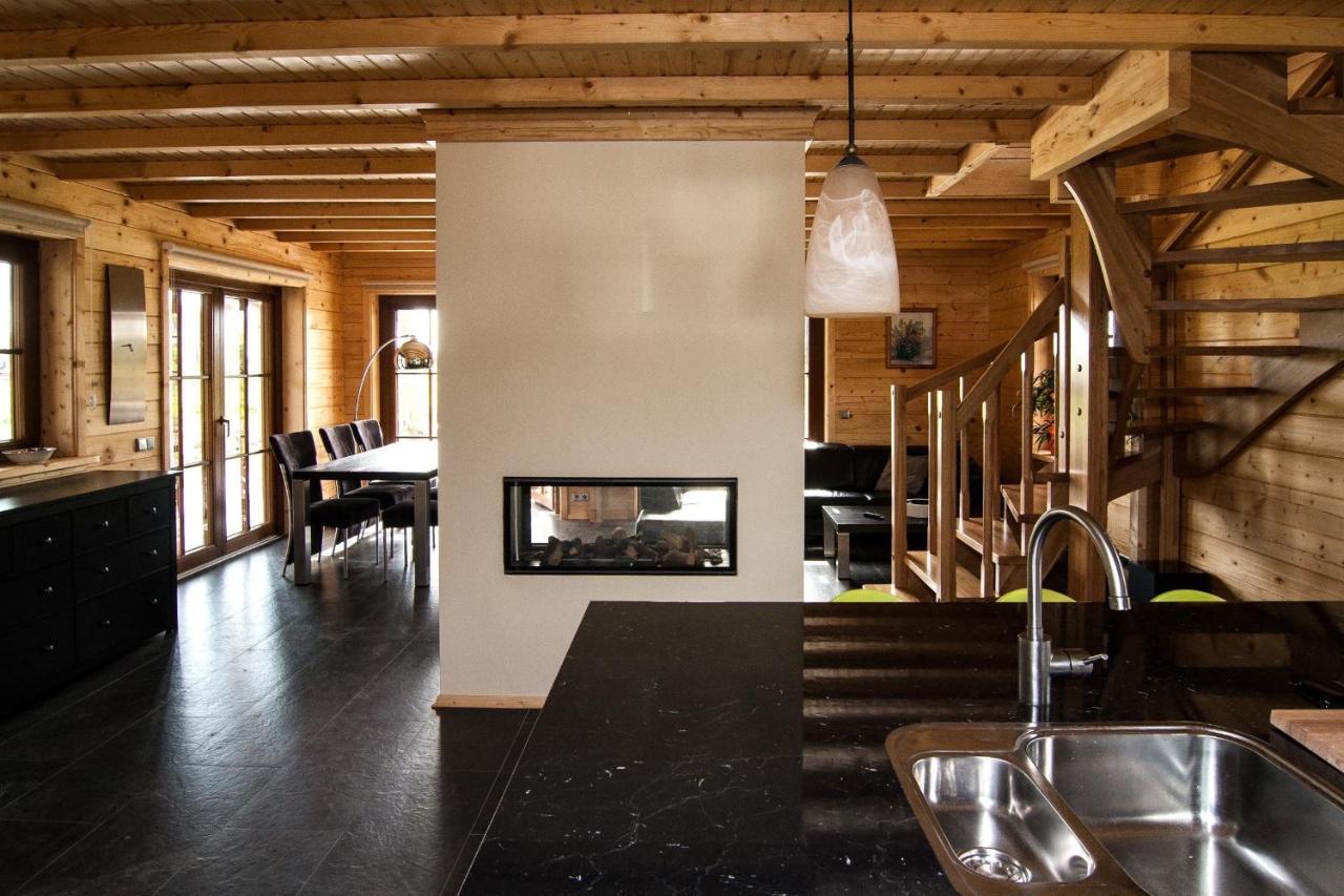 Houten Villa Tine Den Ham ภายนอก รูปภาพ